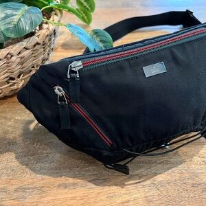GUCCI fanny pack - men’s/women’s